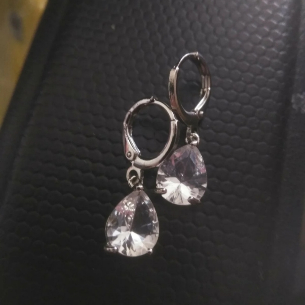 Sterling Silver Filled Topaz Drop Earrings NWOT